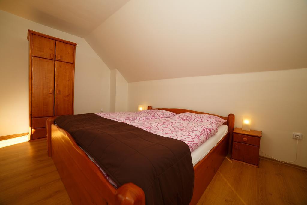 Apartmanovy Dom River Blatnica ภายนอก รูปภาพ